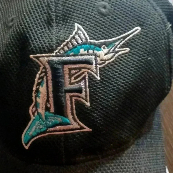 Size small to medium world series baseball cap Florida Marlins championship cap - Picture 2 of 7